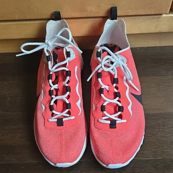 Nike React Element 55 Running Shoes - Picture 2 of 4